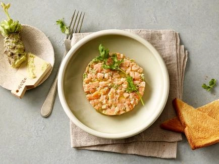 Fischtatar mit Wasabi-Limetten-Topping
